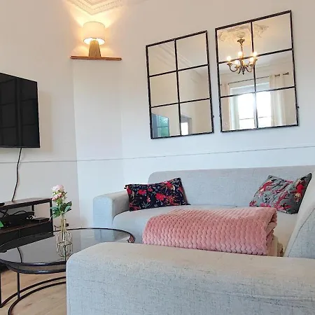 Le Petit Clos - In Holiday home *